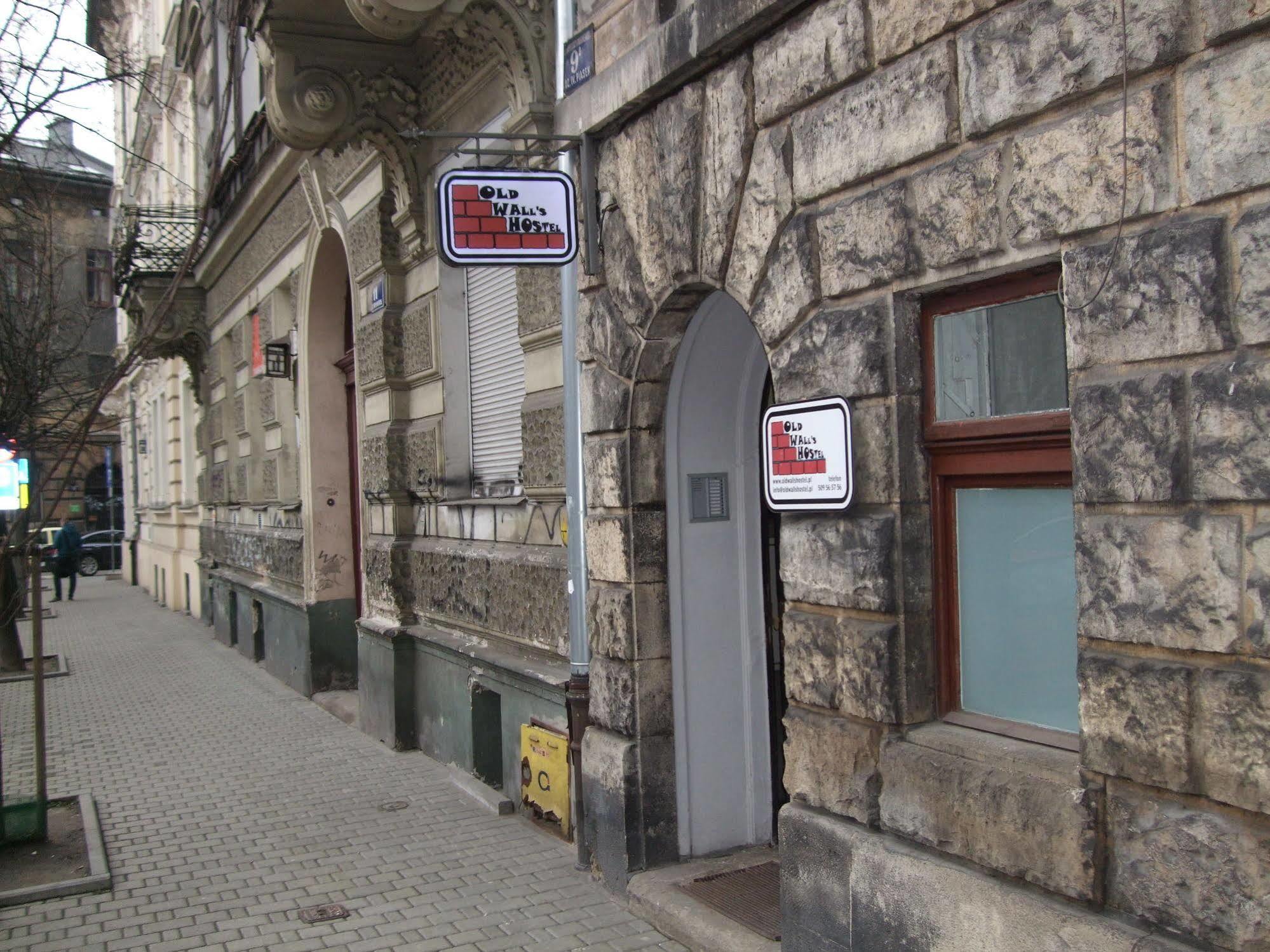 Old Walls Hostel Krasków Exterior foto